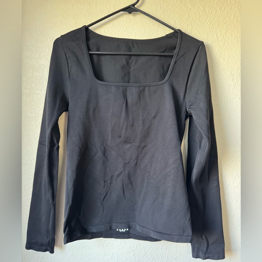 Elegant Black Long Sleeve Top
